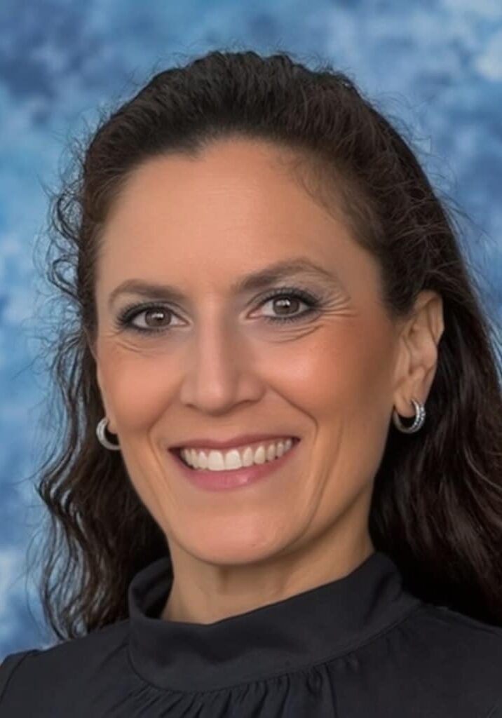 Facetune_13-08-2025-14-19-27